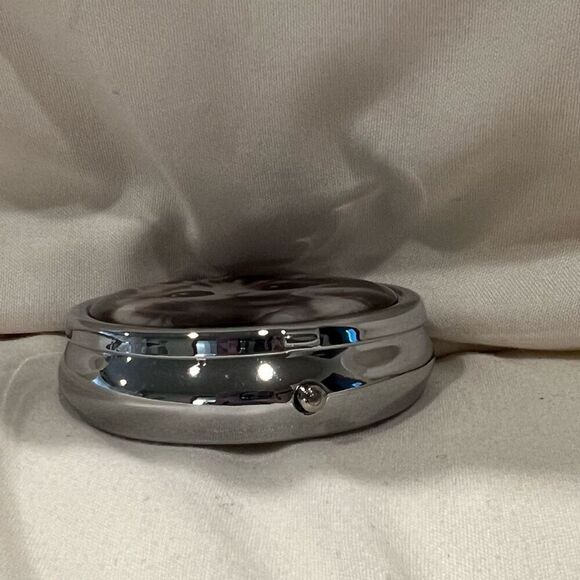 Cutie Kitten Travel Pill Box 3 Compartment Medicine Metal Cat Pill Case NEW 🐱 - Picture 3 of 5